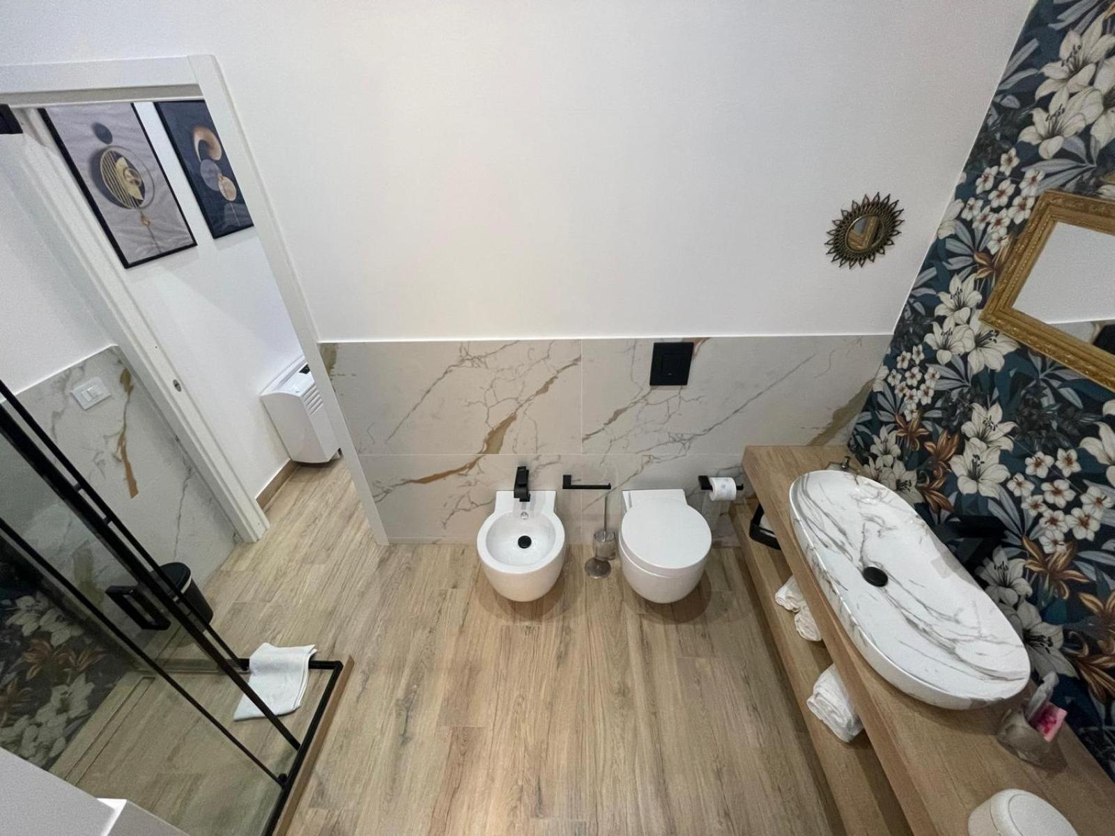 Urban Chic Suite Toledo Napels Buitenkant foto